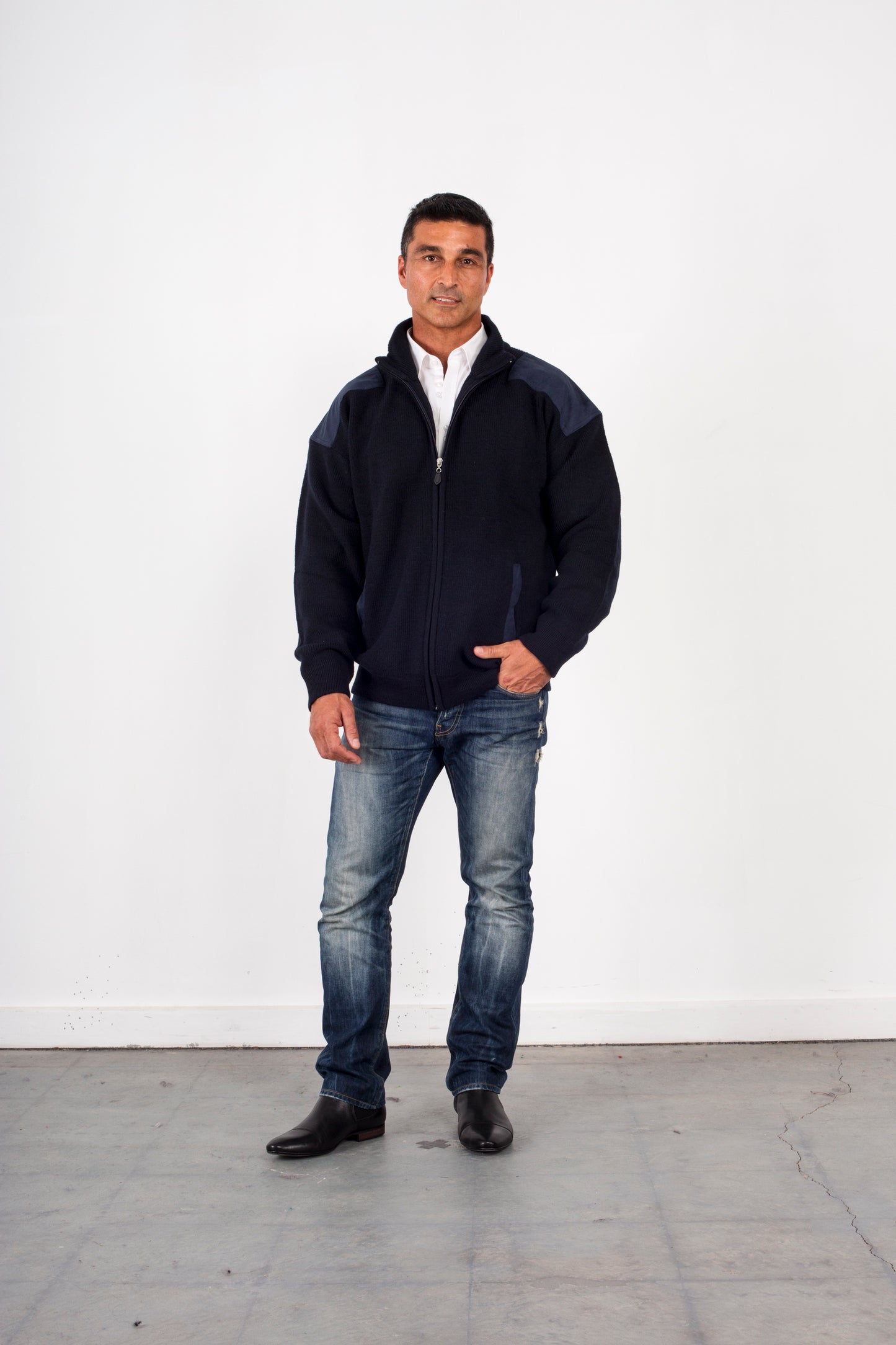 ANSETT Pure Wool Full Zip Jacket With Suede Patches & Pockets
