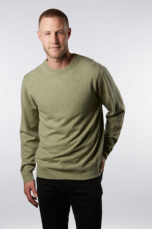 MERINO / CASHMERE ESSENTIAL CREW NECK PULLOVER BRIDGE & LORD