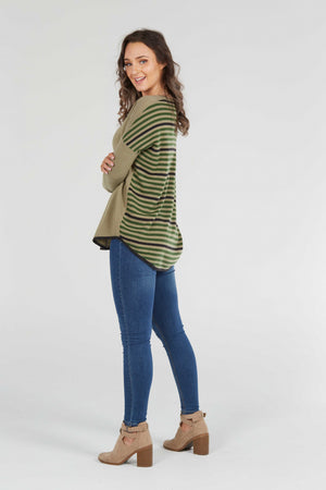 STRIPED BACK CURVED HEM VEE PULLOVER (ONLY S IN DENIM)