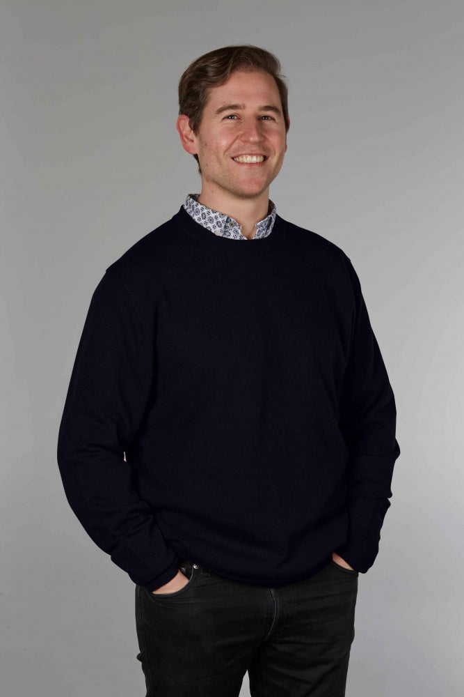 MERINO / CASHMERE ESSENTIAL CREW NECK PULLOVER BRIDGE & LORD