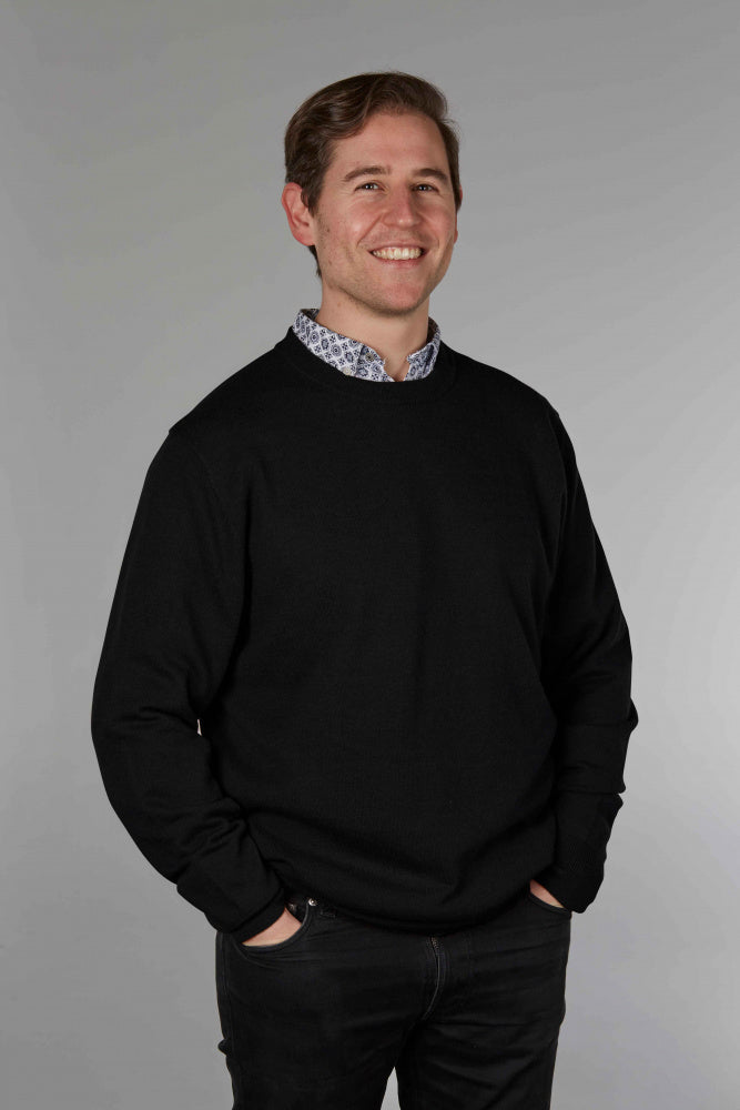 MERINO / CASHMERE ESSENTIAL CREW NECK PULLOVER BRIDGE & LORD