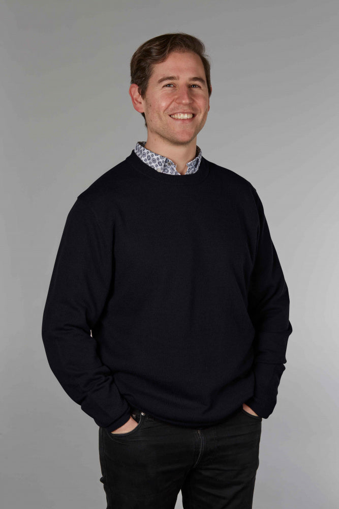 MERINO / CASHMERE ESSENTIAL CREW NECK PULLOVER BRIDGE & LORD